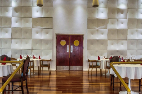 The Trident Hotel (Drapers)